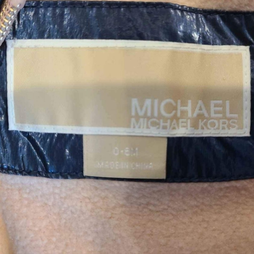 Michael Kors snowsuit girls 0 to 6 months.  Great Condition - Picture 4 of 6